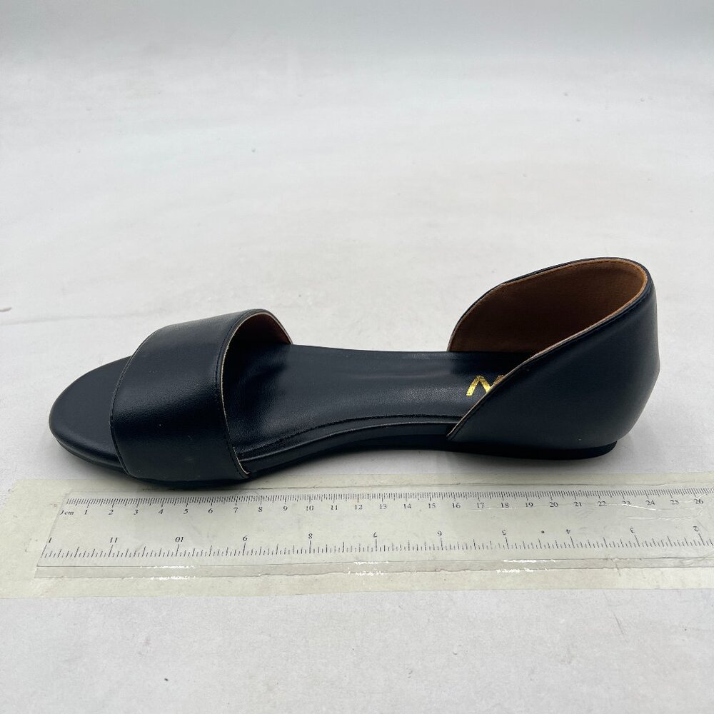 YDN Black Open-Toe Sandals - Picture 3 of 10